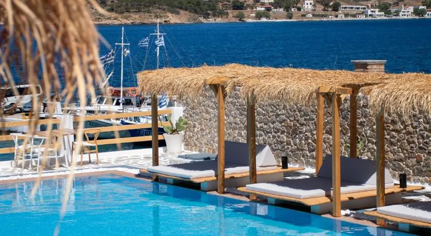SPONGIA HOTEL SUITES & Spa - Image 1