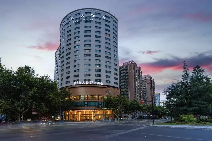 Pearl Shanghai Hotel - Image 1