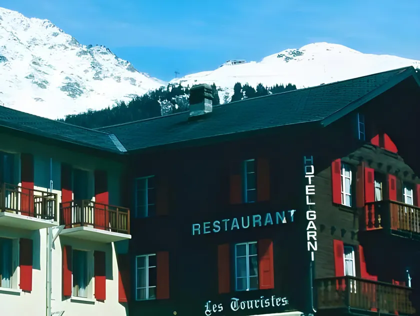 Hotel les Touristes - Image 1