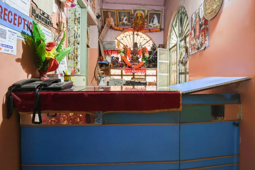 Hotel O Maa Laxmi Lodge - Image 1