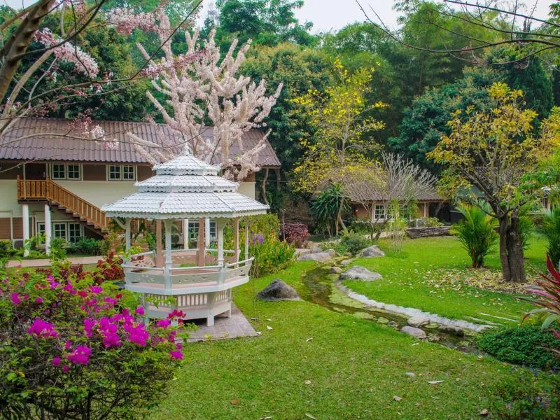 Rinrada Resort - Image 1