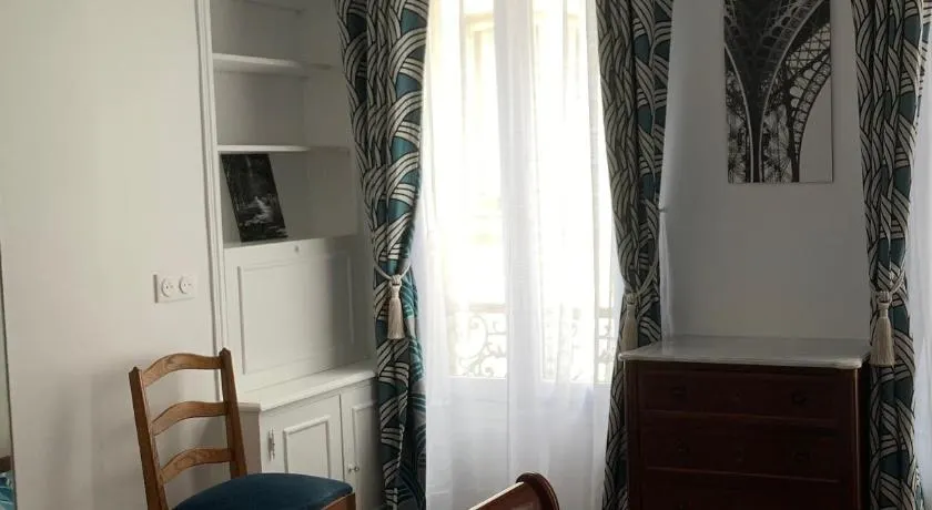 Apartment quartier St Louis - 10 mins walking Château Versailles - Image 1