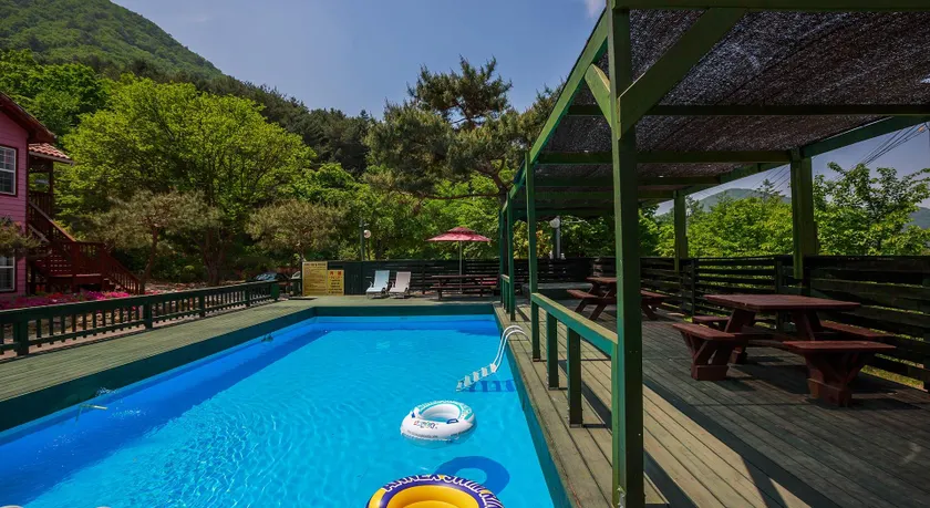 Wonju Sarangbyeol Spa Pension - Image 1