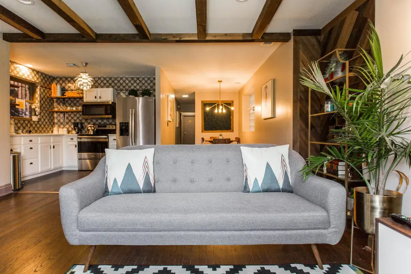 Villa Dubois Guest House - Image 1