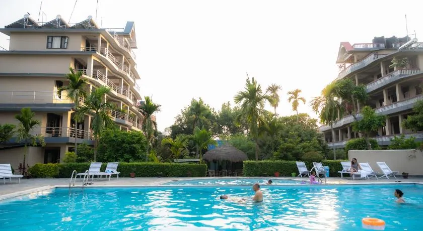 Hotel Monalisa Chitwan - Image 1
