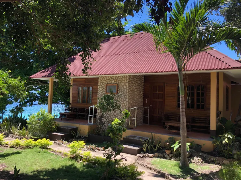 Tipolo Beach Resort - Image 1
