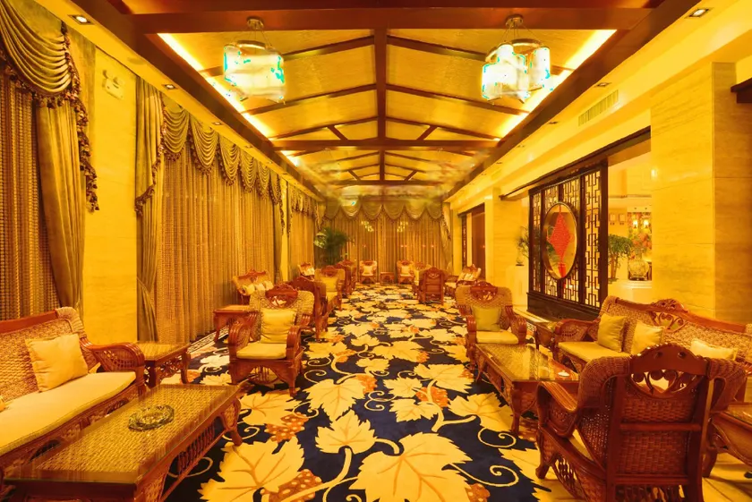 Guo Bin Hotel - Image 1