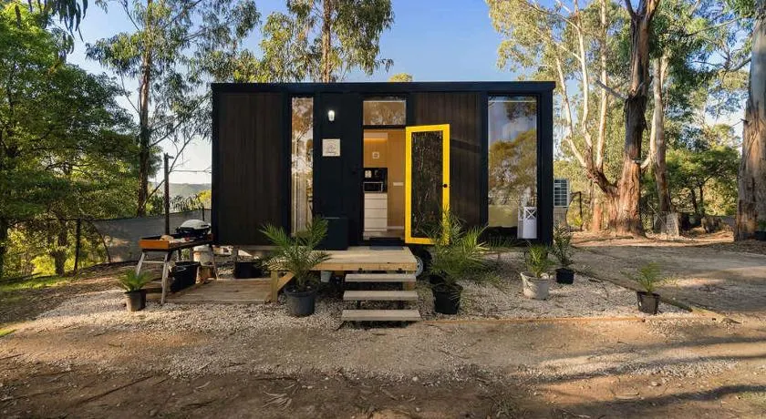 Jumbuk Retreat by Tiny Away - Image 1
