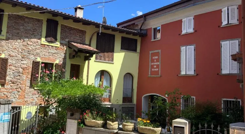 OSTERIA al CANTONACCIO ROOMS - Image 1