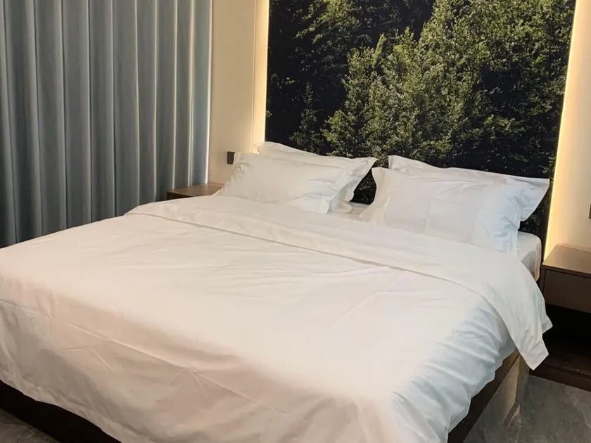 First Encounter: Cinema-Themed Homestay - Image 1