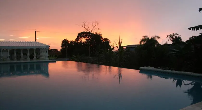 Sol Pacifico Lodge - Image 1