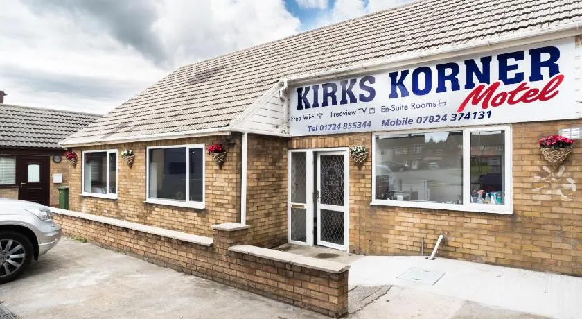 Kirks Korner Motel - Image 1