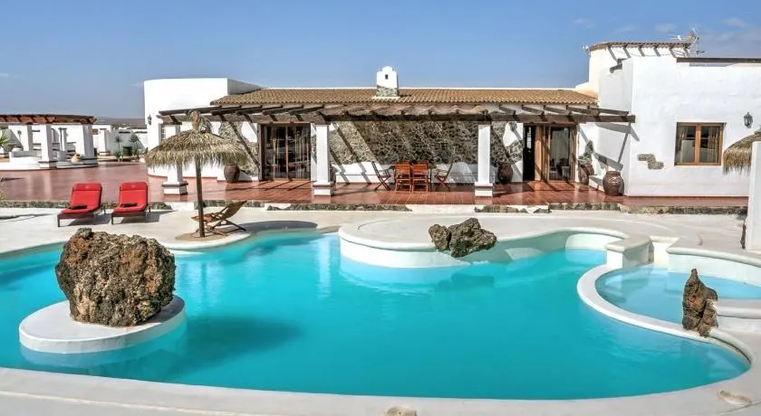 Holiday Home Villa mit privatem Pool by Interhome - Image 1
