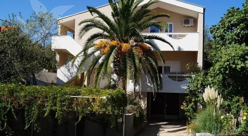 Apartments Nikolina - Image 1