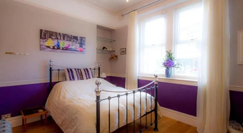 King William The Fourth Guest House - Image 1
