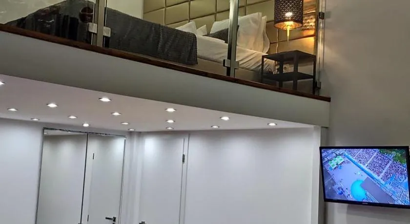Planet Holiday Apartments - Image 1
