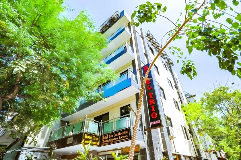 HOTEL TRIO CONTINENTAL - Image 1