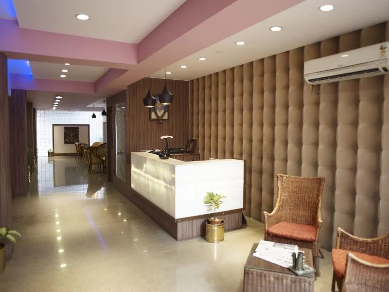 Comfort Hotels - Image 1