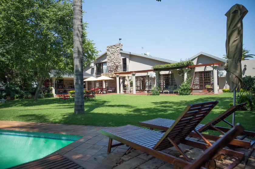 MacGregors Guest House - Image 1