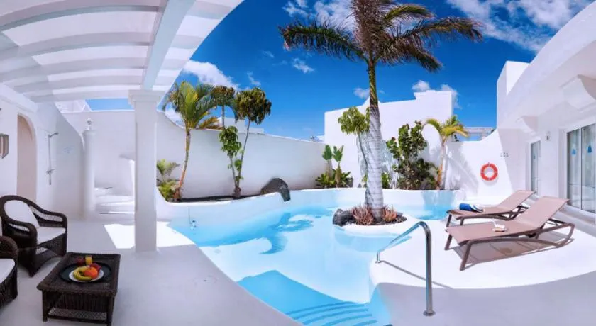 Royal Villa Alegria - Image 1