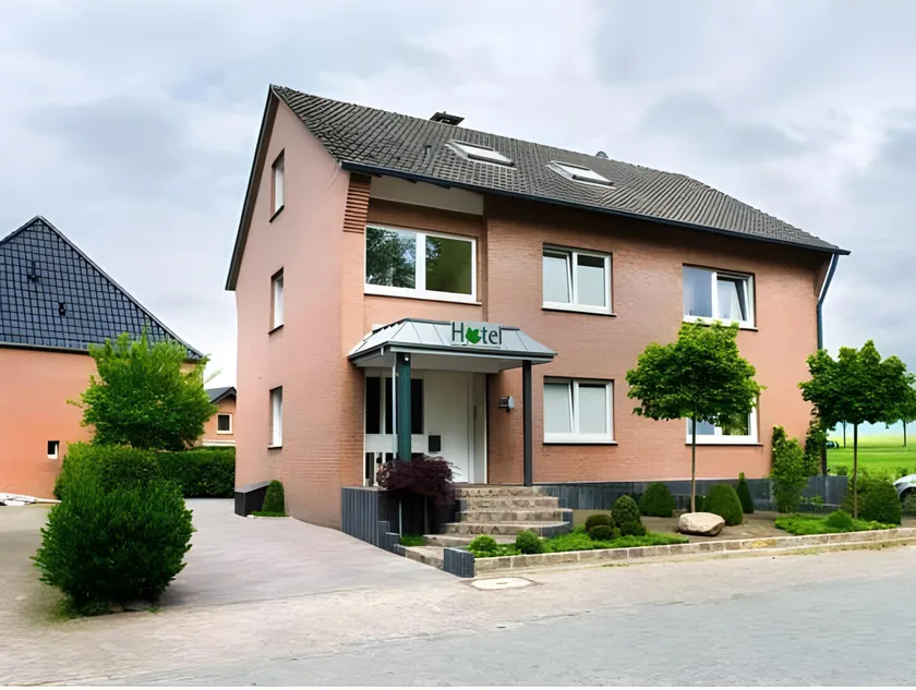 Hotel am Tiergarten - Image 1
