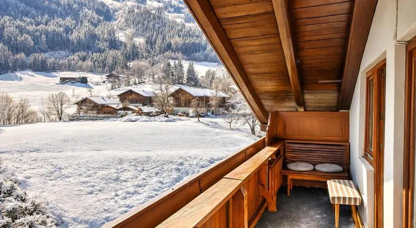 BARBARA'S Mountain Maisonette - 2 Floors & Mountain View - Image 1