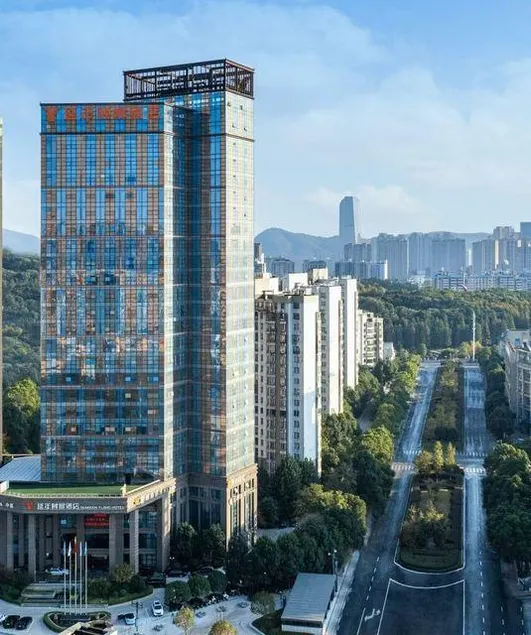 Yannian Yijing Hotel - Image 1