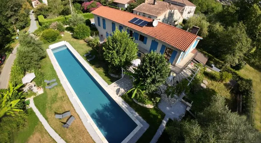 La Maison Des Eaux - Image 1