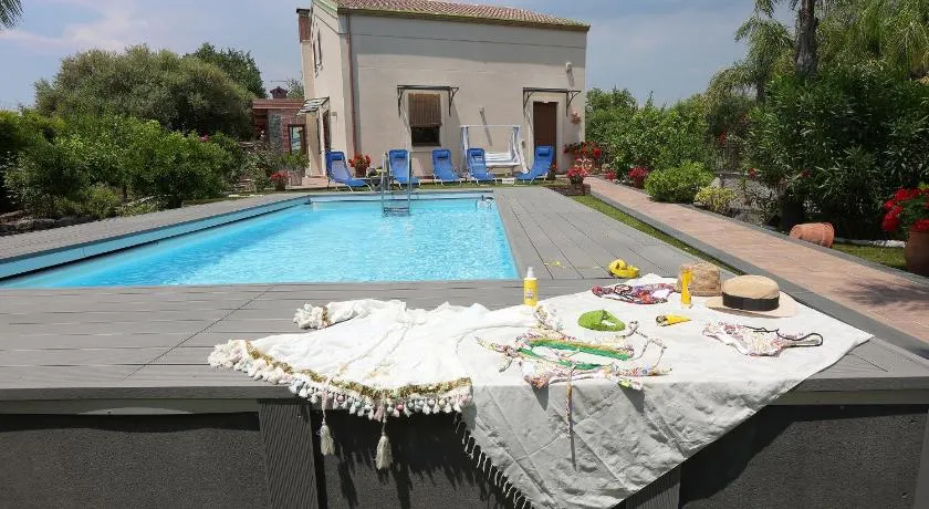 Casa delle foglie - Image 1