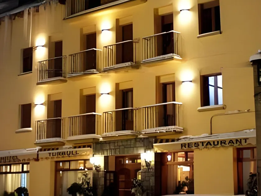 Hotel Turrull - Image 1