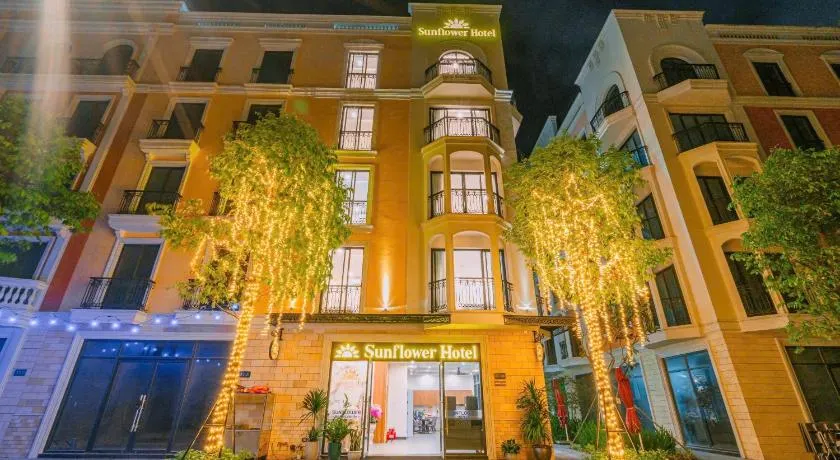 Sunflower Hotel - Image 1