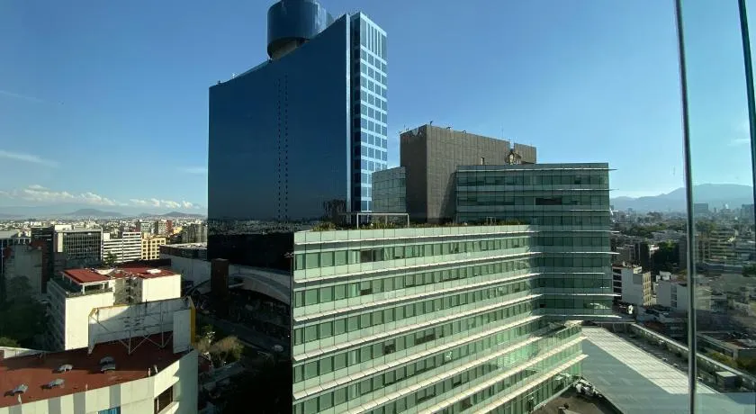 Apartamento de 2 habitaciones junto al WTC - Image 1