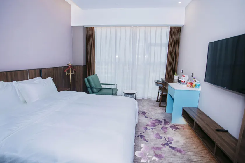 China-Korea Ride Hotel - Image 1