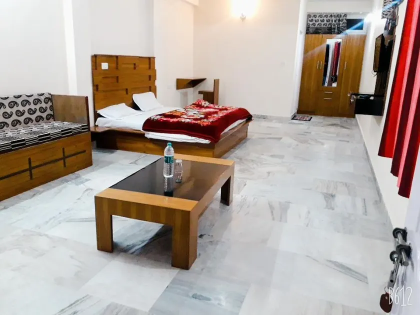 Shadow home stay - Image 1