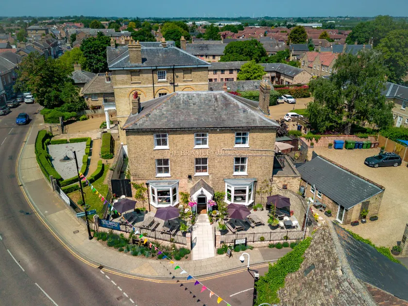 The Bramley House Hotel - Image 1