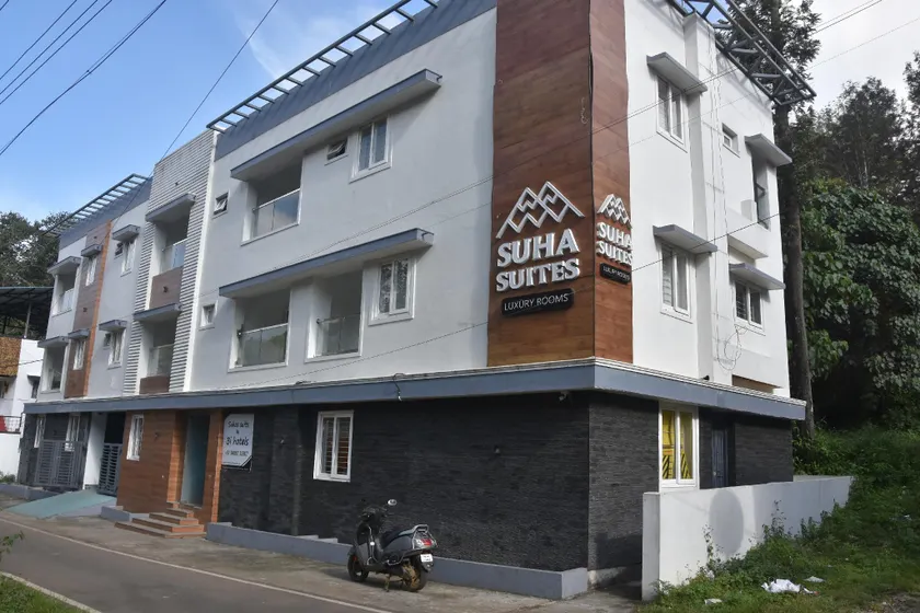 Bihotels And Resorts - Image 1