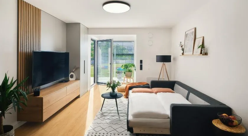 Beta Home - Free Garage, Air Condition, Garden, at Metro, 2nd parking on request - Image 1