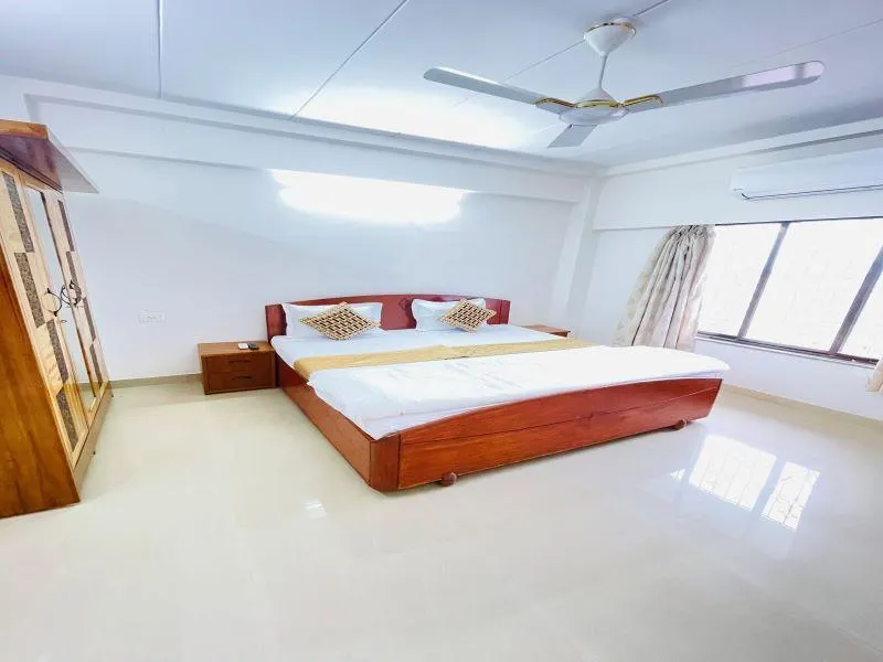 WishTree Service Apartment BKC - Image 1