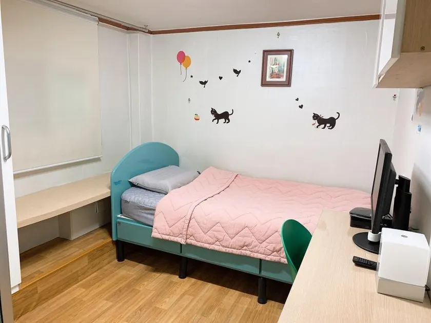 The Living Castle Hongdae - Image 1