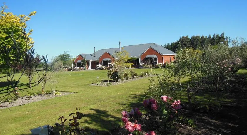 Lincoln Country Dream - Image 1