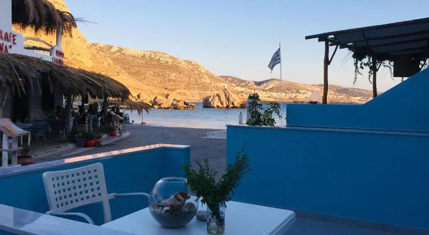 Finiki Seaside Apartment - Image 1
