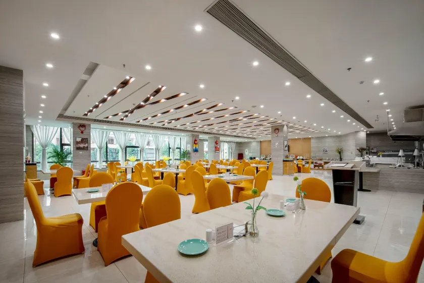 Tenglong Hotel - Image 1