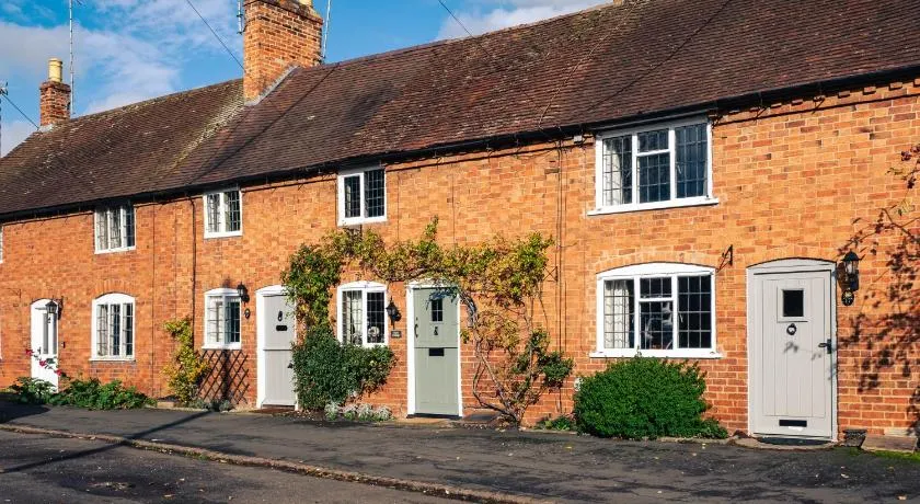 Two Stunning Cottages near Stratford-upon-Avon - Image 1