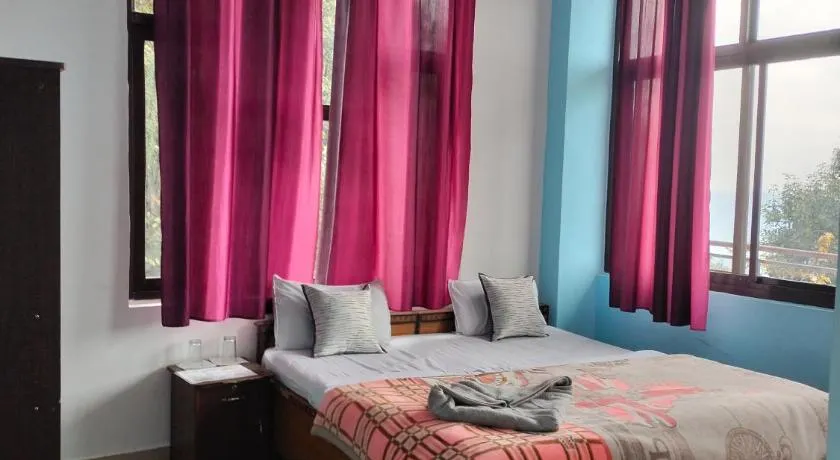 Sunset Point Home Stay Bir - Image 1