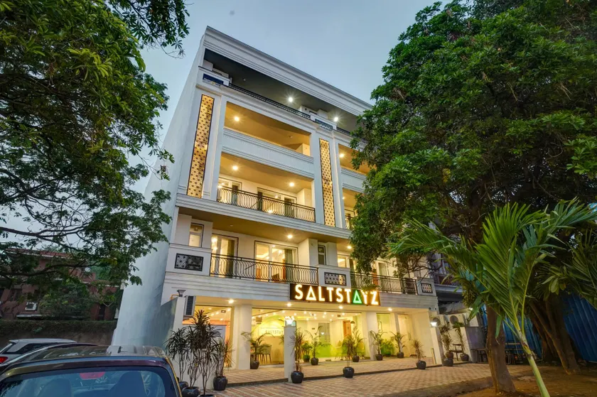 Saltstayz Premier - Arjun Marg - Image 1
