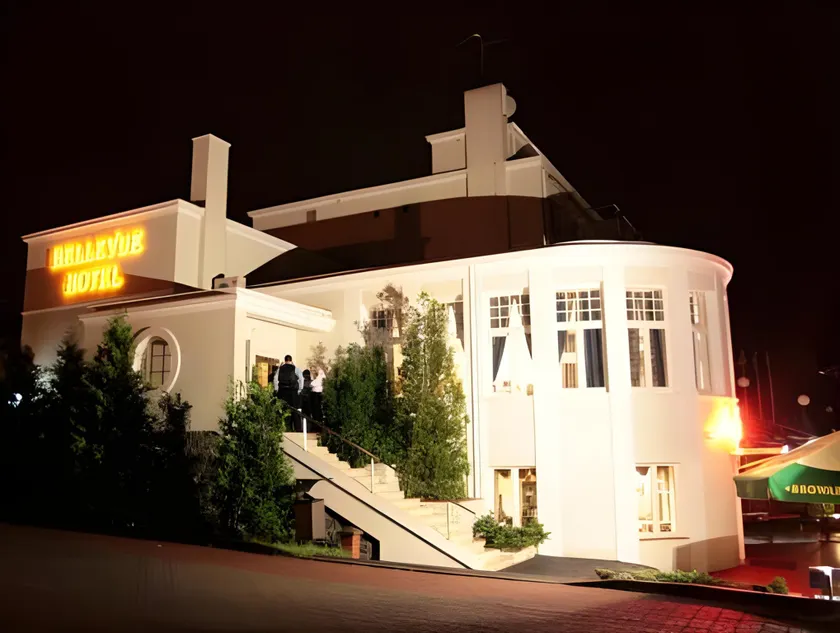 Hotel Bellevue - Image 1