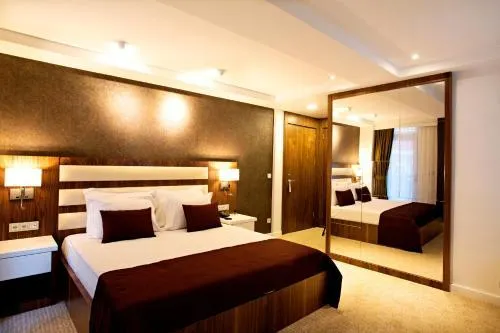 Endglory Hotel - Image 1