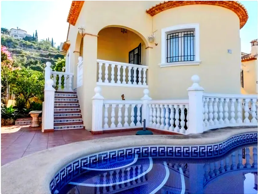 Serene Retreat in El Ràfol - Image 1