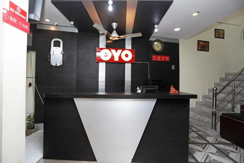 Super Hotel O Raj Palace - Image 1