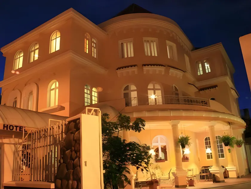 Hotel La Casona - Image 1